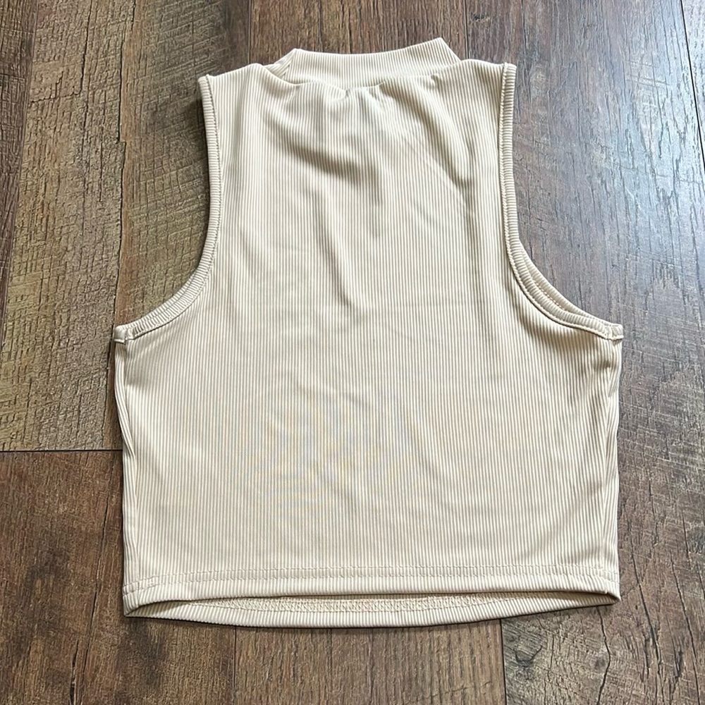 SHEIN Sleeveless Ribbed Cream Top - Picture 2 of 5